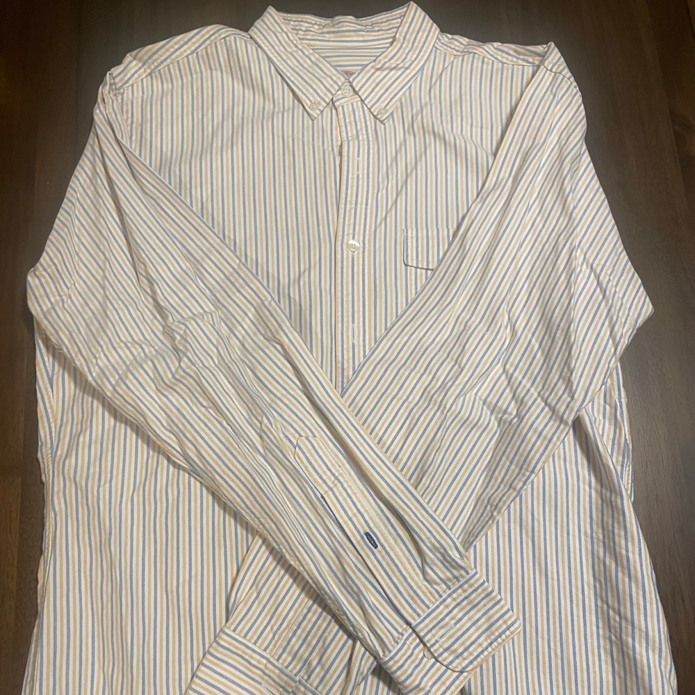 Men’s Brooks Brothers button down shirt, size L